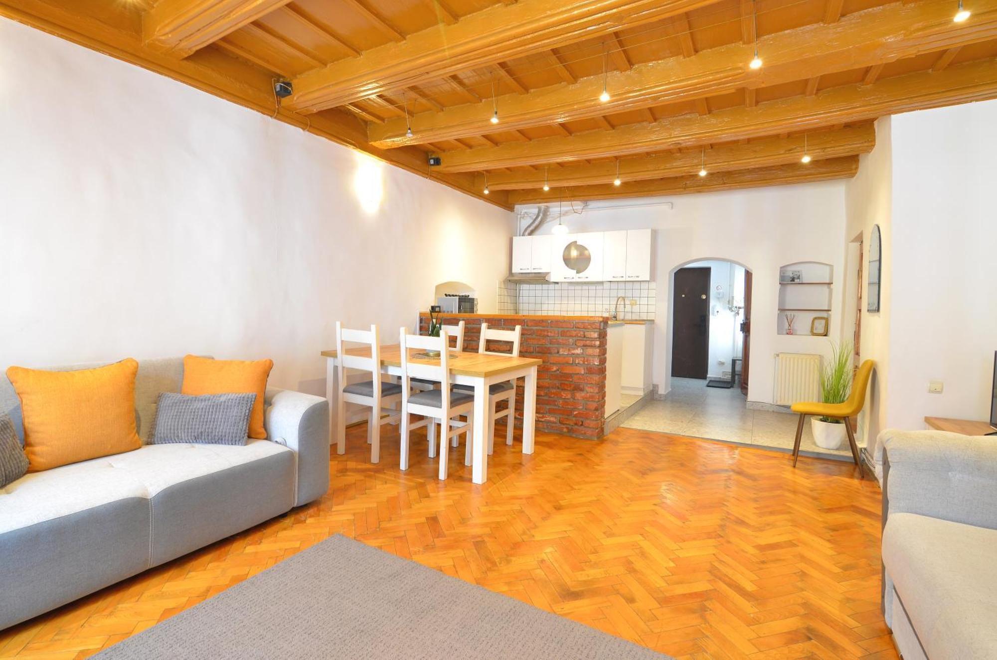 Charming Apartment - Heart Of Brasov Poarta Schei Extérieur photo